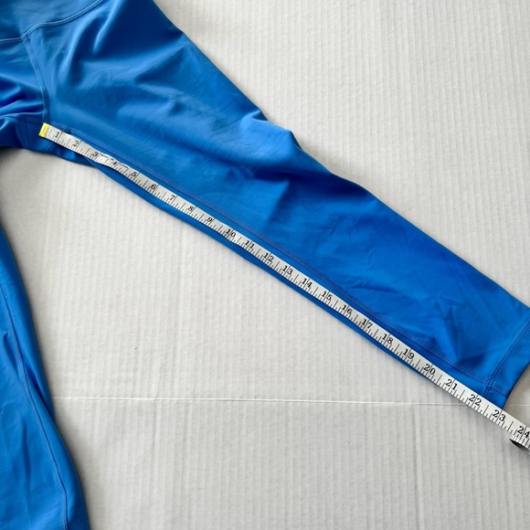 Lululemon 23” Wunder Train Leggings - Picture 11 of 11